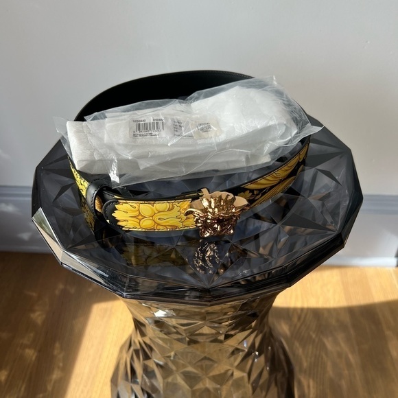 Versace Medusa Buckle Barocco-Printed Leather Belt
